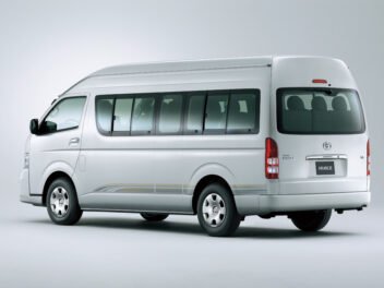 Hiace Bus For Hire